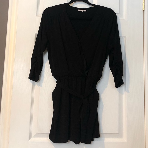 Romper with belt - Picture 1 of 2